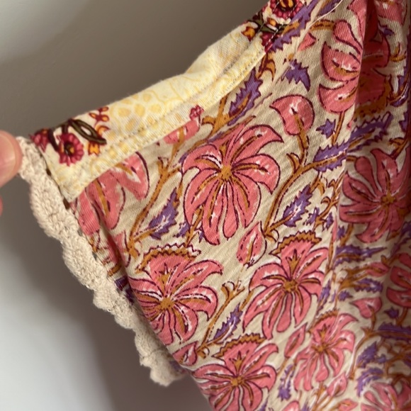 🎉HP🎉NWT Free People Leilani Floral Lace Crop Top - Picture 9 of 15